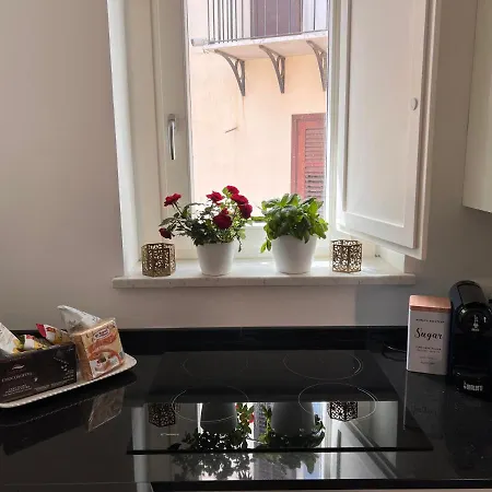 アパート Isabella Marina Di Igiea パレルモ