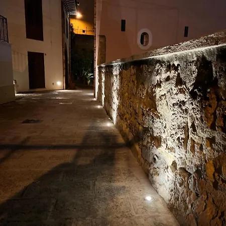 Isabella Marina Di Igiea * パレルモ