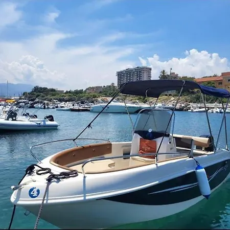 Isabella Marina Di Igiea * パレルモ