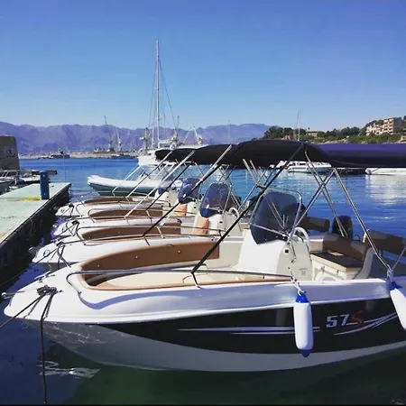 Isabella Marina Di Igiea パレルモ