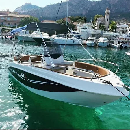 Isabella Marina Di Igiea